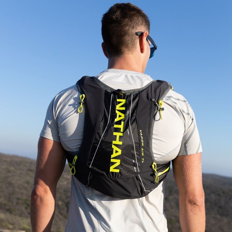 vaporairess 2.0 7 liter women's hydration pack